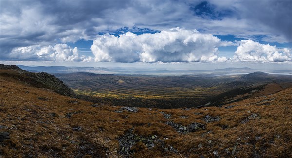 Нургуш, панорама с вершины